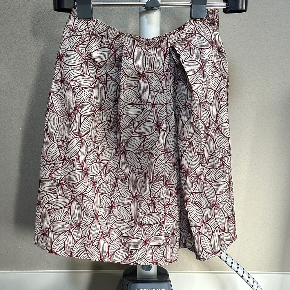 Club Monaco A-Line Skirt - Burgundy and White Leaf Pattern